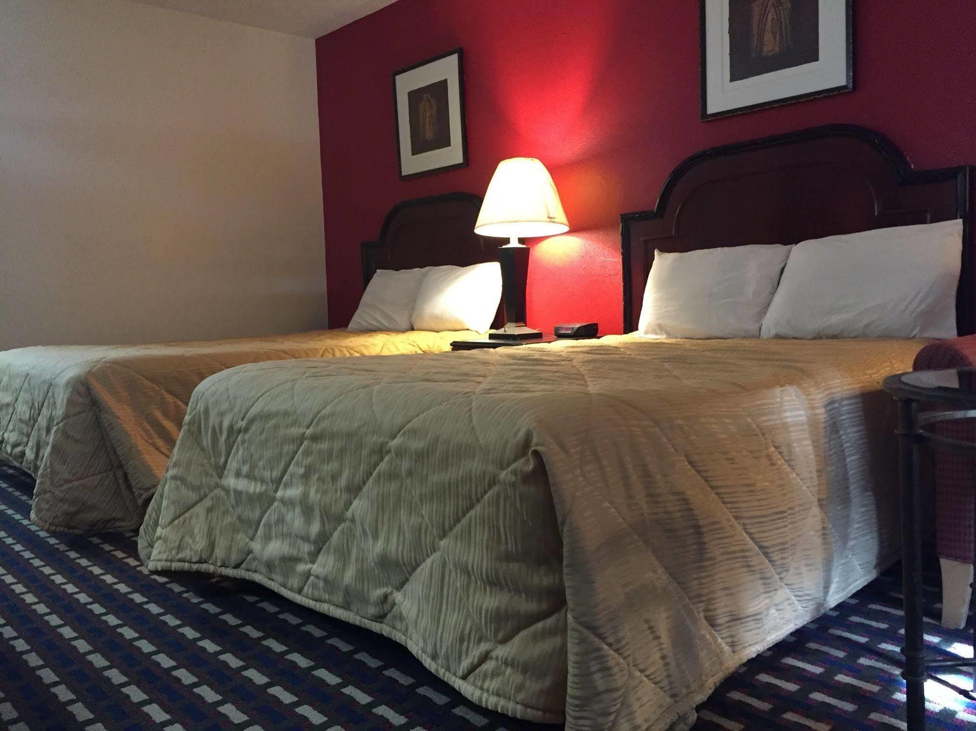 Parkway Inn มอร์ริสทาวน์ ภายนอก รูปภาพ